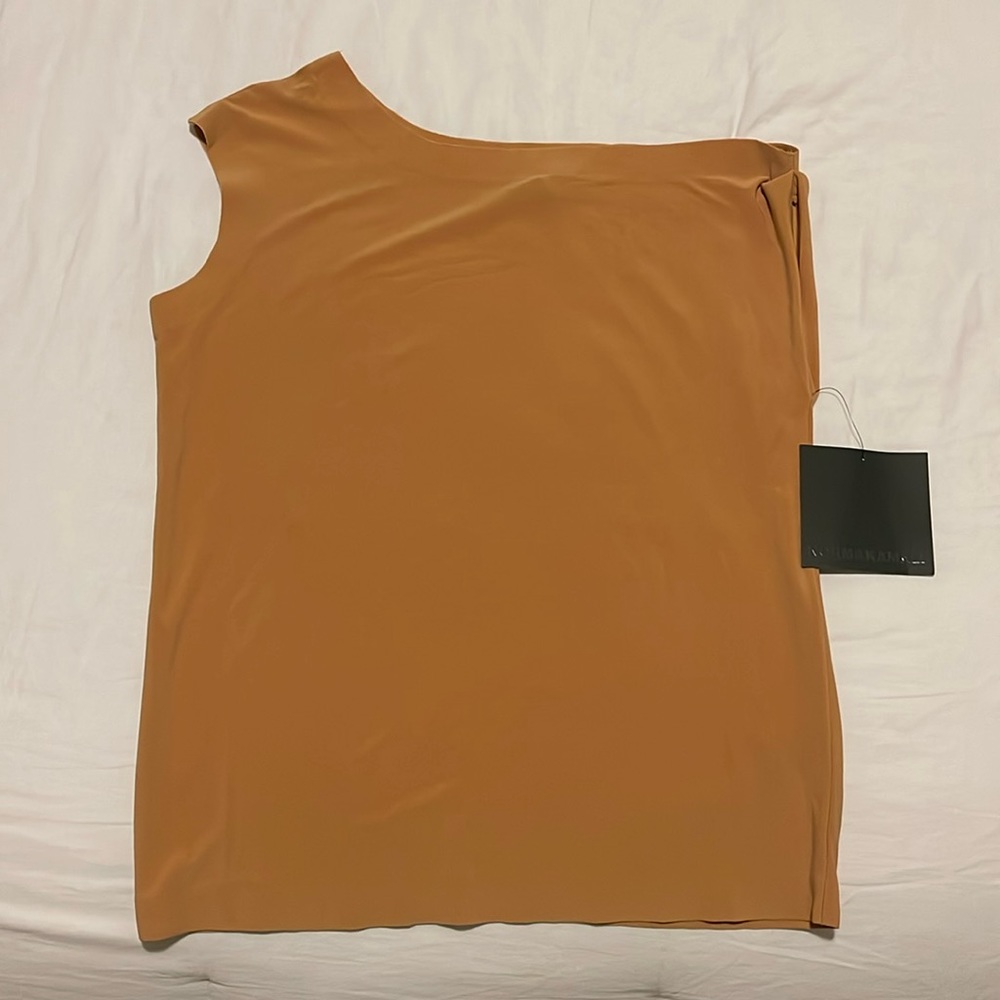 NWOT Norma Kamali Drop Shoulder Top in Nude